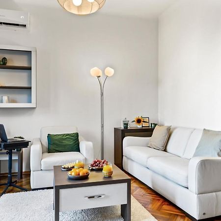 City Vibes Apartment Bucureşti Ngoại thất bức ảnh
