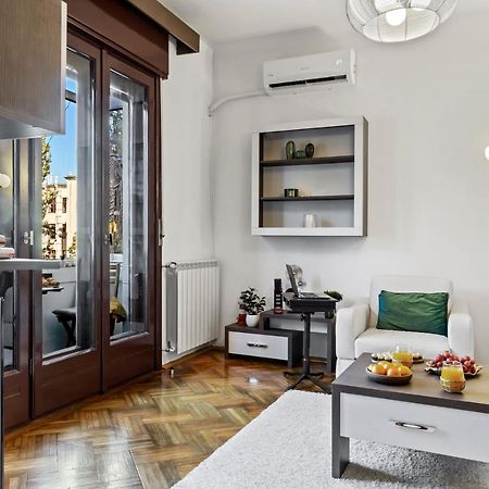 City Vibes Apartment Bucureşti Ngoại thất bức ảnh