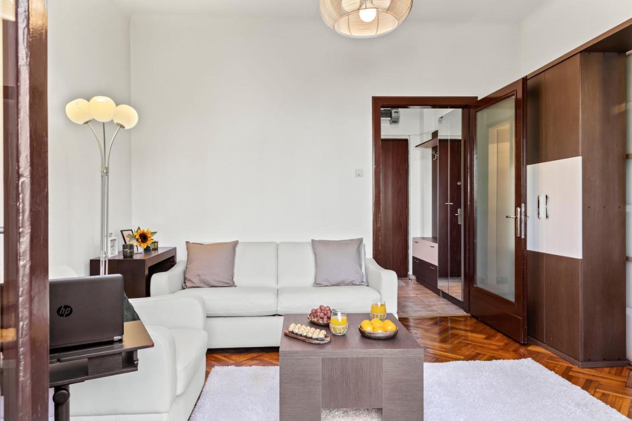 City Vibes Apartment Bucureşti Ngoại thất bức ảnh